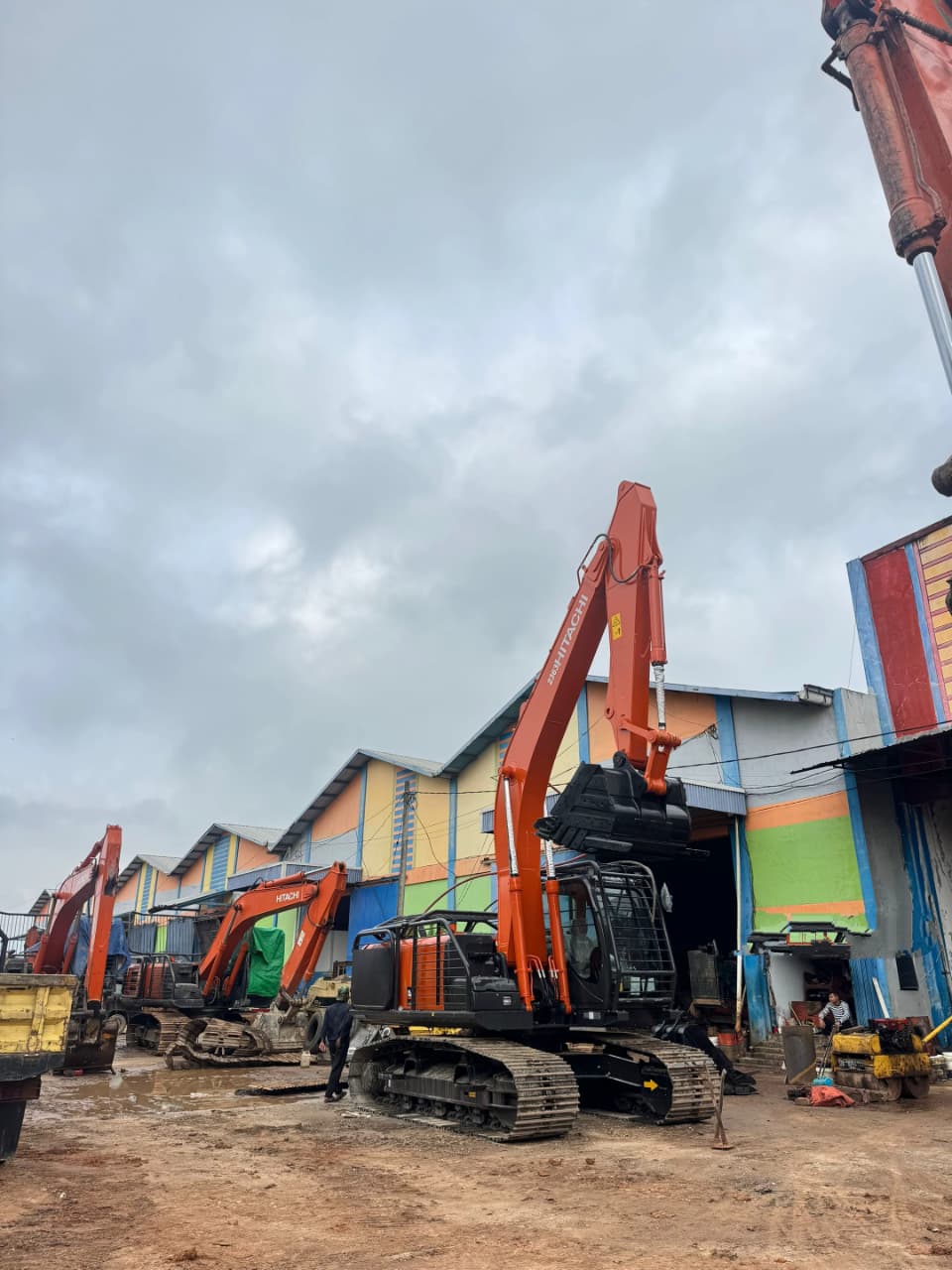 Harga Sewa Excavator PC200 Harian Bandar Lampung